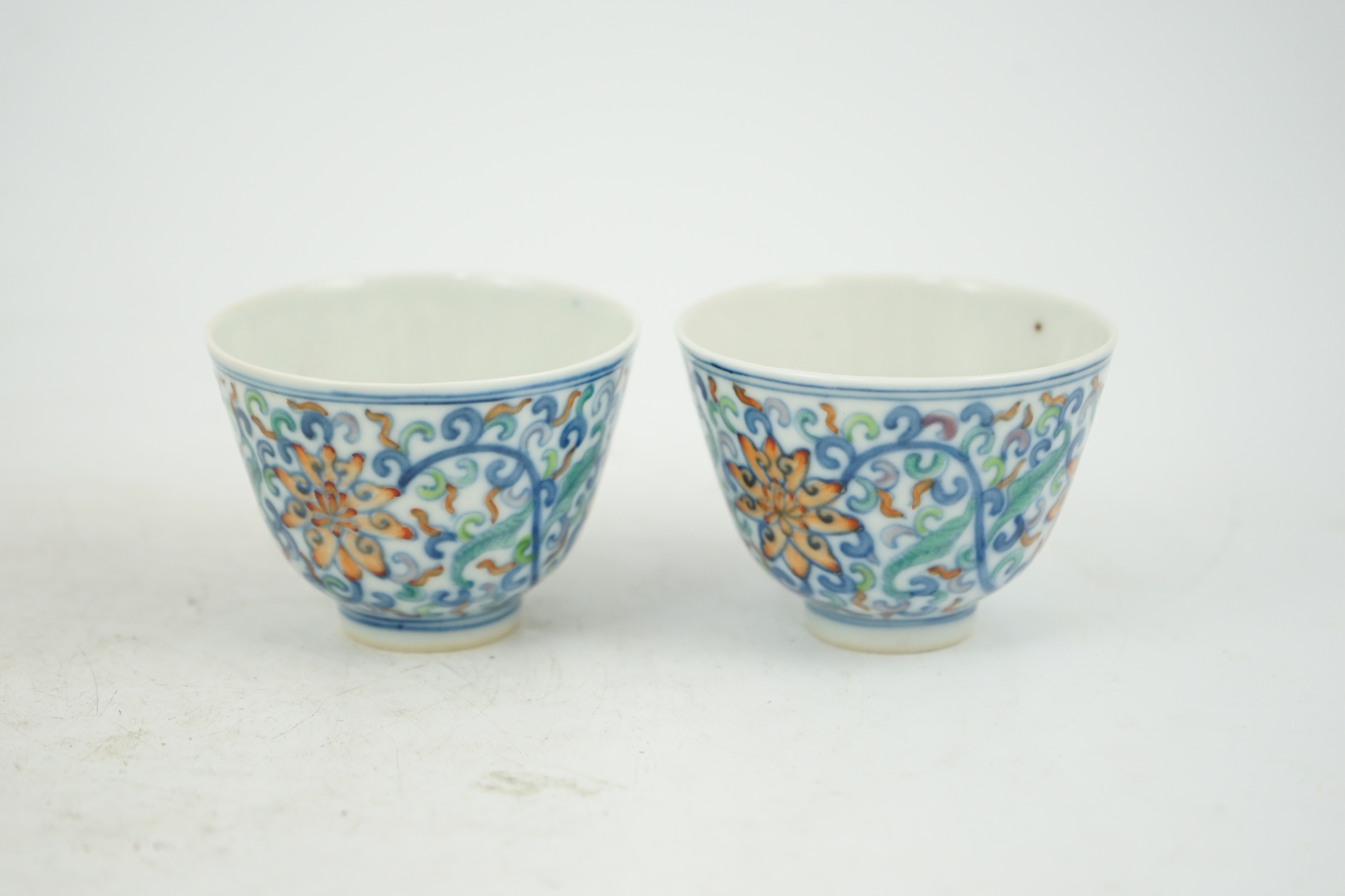 A pair of Chinese doucai cups, Guangxu mark and period (1875-1908)